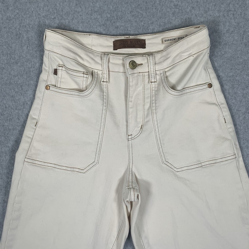 Judy Blue Jeans Garment Dyed Beige Wide Leg Crop Frey Hem Size 1/25 - Picture 3 of 16